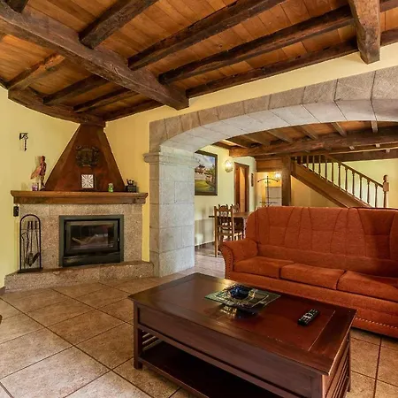 Casa Dario - Jardin Cerrado Y Chimenea En Llanes בית נופש *