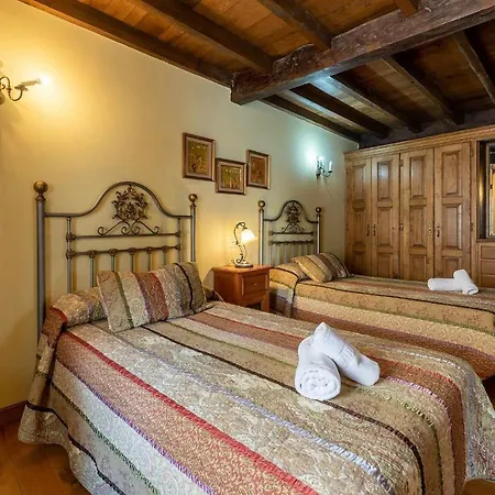 Casa Dario - Jardin Cerrado Y Chimenea En Llanes Ралес