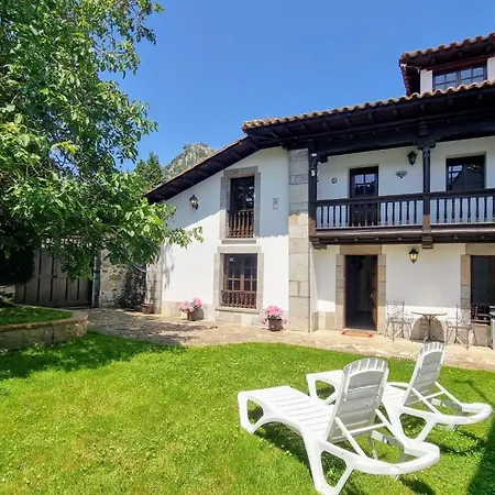 Casa Vacacional Dario Rales (Llanes)